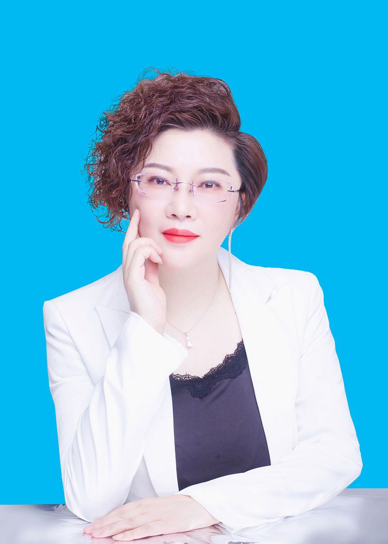 ������  ��У��